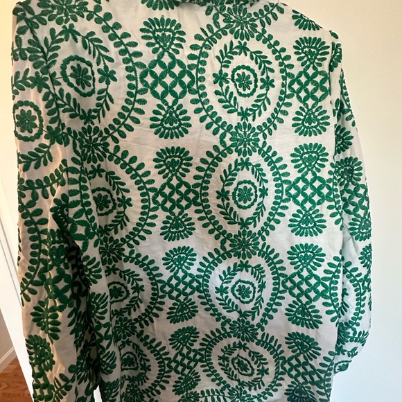 Top - Picture 2 of 2